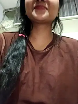 DesiKudiLive online show from March 2026 07:47:02 AM