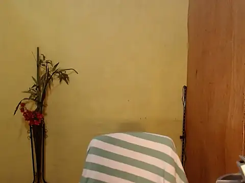 HottestLadyYuna online show from April 2026 04:59:02 AM