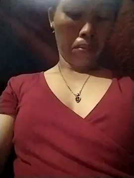 Ely-cute2k online show from April 2026 01:53:02 PM