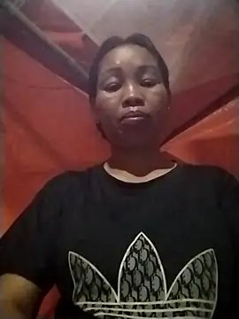 Ely-cute2k online show from May 2026 02:47:02 PM