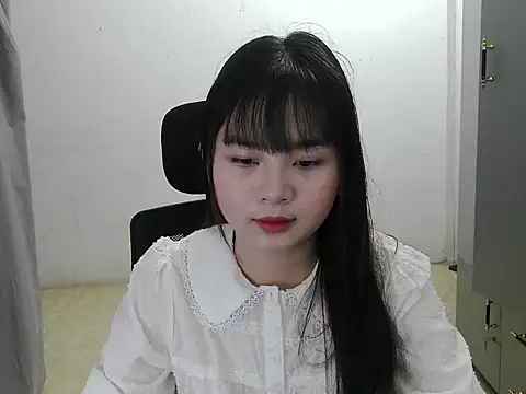 Snapshot of Poppy8386 chatting on April 2026 07:09:02 AM Poppy8386 online show from April 2026 07:09:02 AM