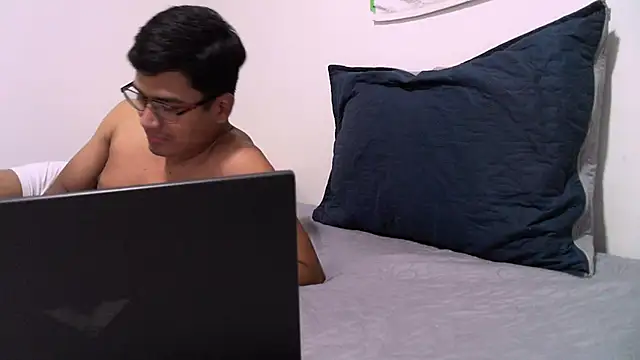 ThiagoVega  online show from May 2026 03:36:02 AM