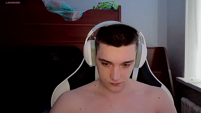 Snapshot of Sweetyangeel chatting on April 2026 07:03:02 AM Sweetyangeel online show from April 2026 07:03:02 AM