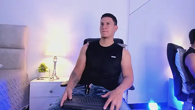Chriss Diamond online show from May 2026 08:26:02 PM