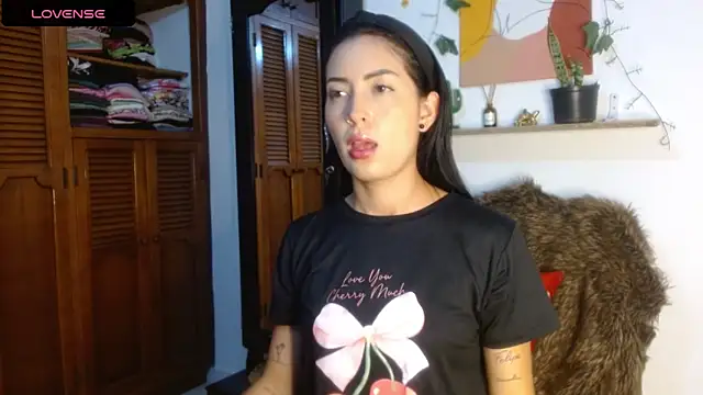 ivanna dl online show from May 2026 01:03:02 AM