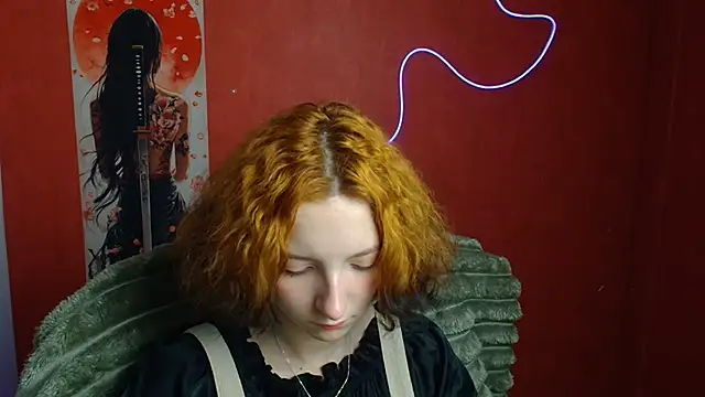 Snapshot of Butterfly_Milly chatting on May 2026 11:49:01 AM Butterfly Milly online show from May 2026 11:49:01 AM