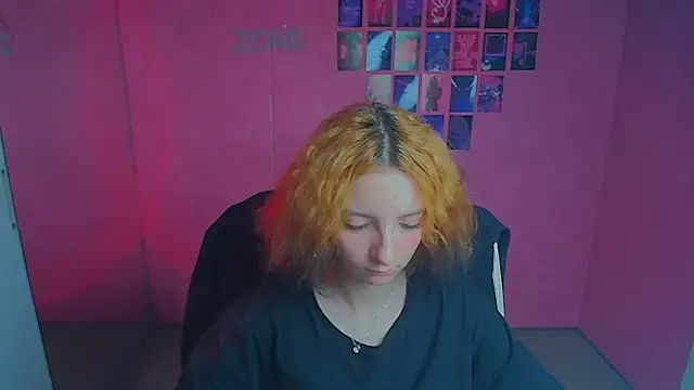 Snapshot of Butterfly_Milly chatting on June 2026 11:36:02 AM Butterfly Milly online show from June 2026 11:36:02 AM