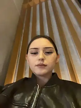 Snapshot of AnitaFly chatting on May 2026 11:37:01 AM AnitaFly online show from May 2026 11:37:01 AM