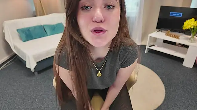 SunnyBloss online show from May 2026 03:52:01 PM
