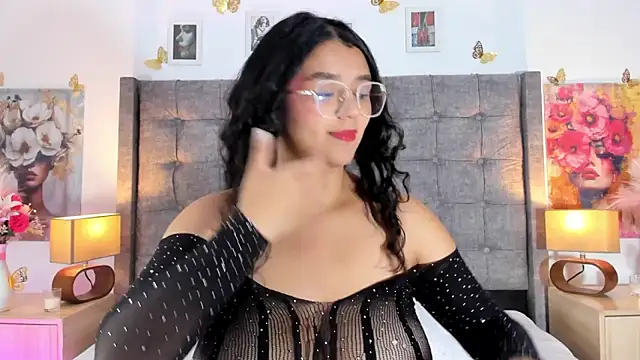 SamantaAristizabal2 online show from May 2026 11:06:01 AM
