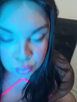 NicoleBBigAss online show from May 2026 01:45:02 AM