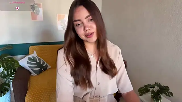 NebulaaHaven online show from April 2026 06:09:01 PM