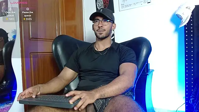 romanpearce  online show from May 2026 04:18:01 AM