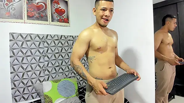 Benjamin lich online show from May 2026 07:20:02 PM
