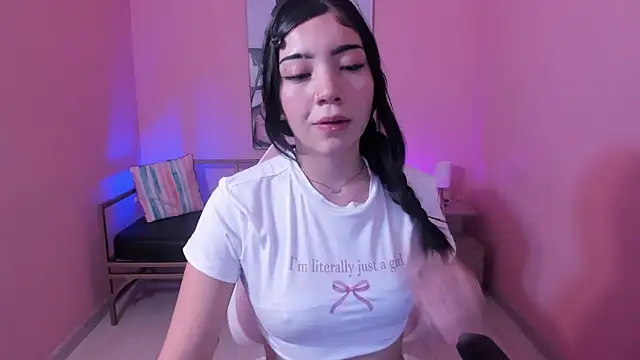 Snapshot of Soffi_x_x_ chatting on April 2026 08:57:02 PM Soffi x x online show from April 2026 08:57:02 PM