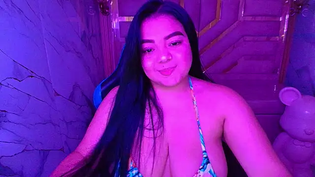 luna  r  online show from April 2026 03:19:01 AM