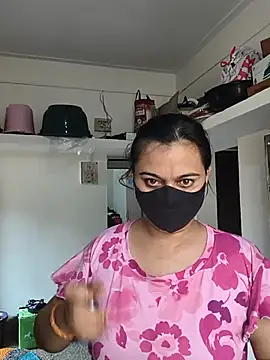 HeartlessGirl online show from June 2026 03:04:01 AM