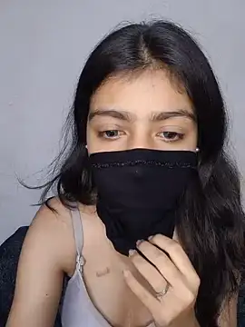Prihu143 online show from June 2026 04:33:02 PM