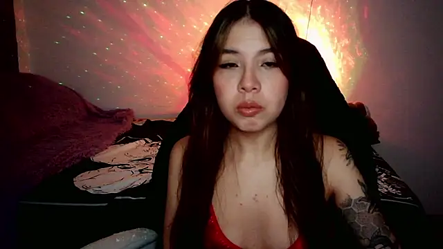 Snapshot of JulietaaVitelli chatting on April 2026 01:11:01 AM JulietaaVitelli online show from April 2026 01:11:01 AM