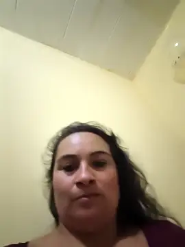 kyra sol online show from May 2026 03:22:01 AM