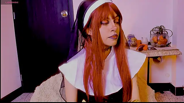 Nyxara- online show from April 2026 07:12:02 PM