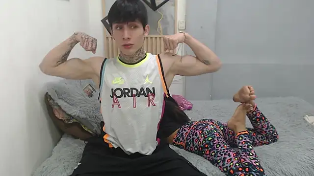 naty 18 online show from April 2026 05:36:02 AM