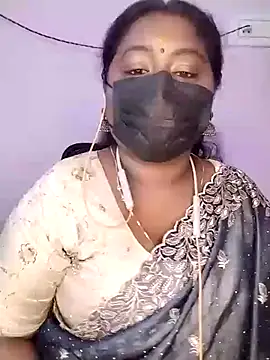 Snapshot of Tamil-Dhara chatting on July 2026 05:18:02 PM Tamil-Dhara online show from July 2026 05:18:02 PM