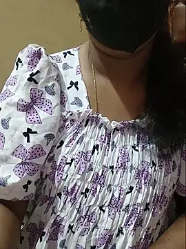 Snapshot of Latha_lovely chatting on May 2026 03:51:02 PM Latha lovely online show from May 2026 03:51:02 PM