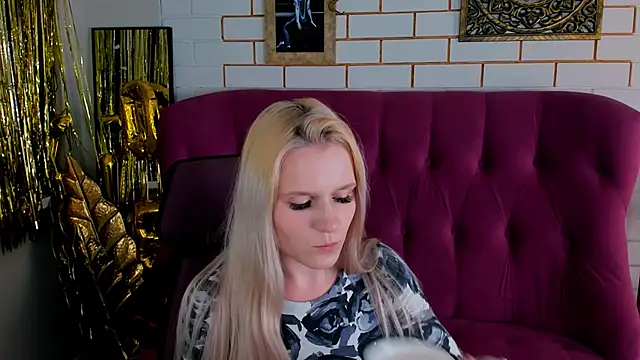 SherriButlers online show from June 2026 01:24:02 PM