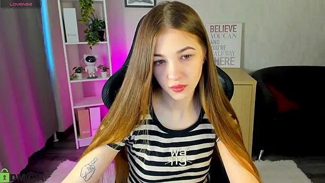 Snapshot of Miss_Shanel chatting on April 2026 12:59:02 AM Miss Shanel online show from April 2026 12:59:02 AM