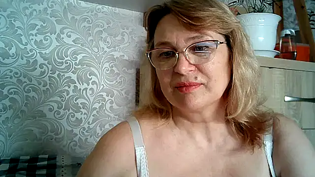 Snapshot of Alina-malina66 chatting on June 2026 09:14:01 PM Alina-malina66 online show from June 2026 09:14:01 PM