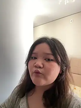 Lilit Akato online show from April 2026 09:10:02 AM