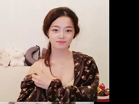 Snapshot of cc-8 chatting on March 2026 04:56:01 PM cc-8 online show from March 2026 04:56:01 PM