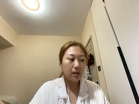 tutu512 online show from April 2026 10:31:01 AM