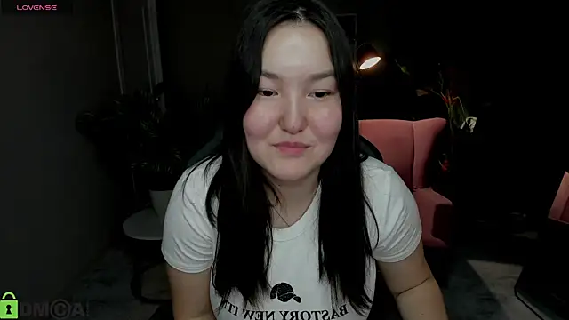 CamilaMartiez online show from July 2026 12:33:02 PM