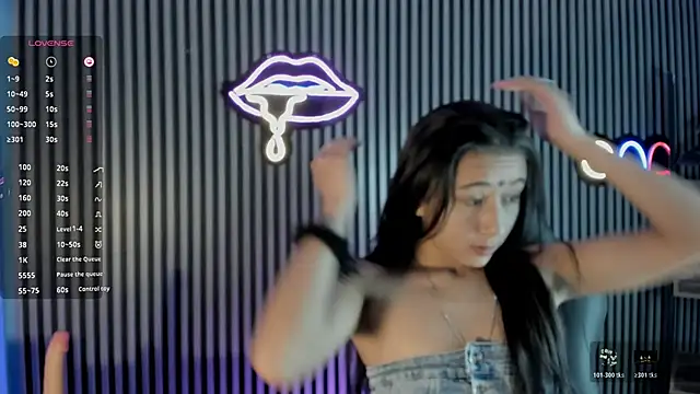 Luna roose1 online show from May 2026 12:10:01 PM