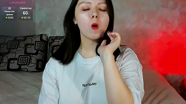 Snapshot of miss_teasee chatting on May 2026 10:11:01 AM miss teasee online show from May 2026 10:11:01 AM