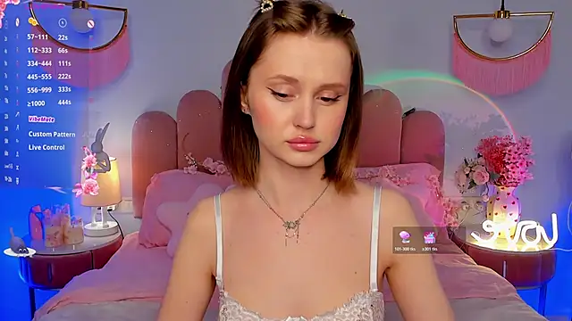 MariLew online show from May 2026 05:27:01 AM