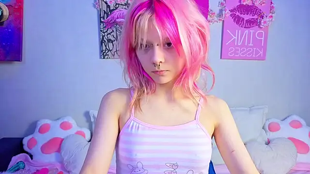 Snapshot of PerryKitty chatting on July 2026 09:27:01 AM PerryKitty online show from July 2026 09:27:01 AM
