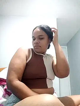 Snapshot of sexybronwgirl chatting on April 2026 09:51:02 AM sexybronwgirl online show from April 2026 09:51:02 AM