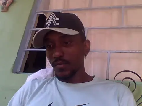 Snapshot of TomaTuYuco chatting on March 2026 05:29:01 PM TomaTuYuco online show from March 2026 05:29:01 PM