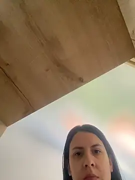 Annarhode online show from May 2026 04:58:02 PM