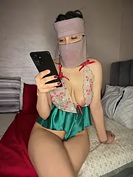 Raahafe online show from May 2026 03:18:01 PM