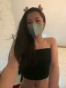 Snapshot of Mi-Lani chatting on March 2026 03:39:01 AM Mi-Lani online show from March 2026 03:39:01 AM