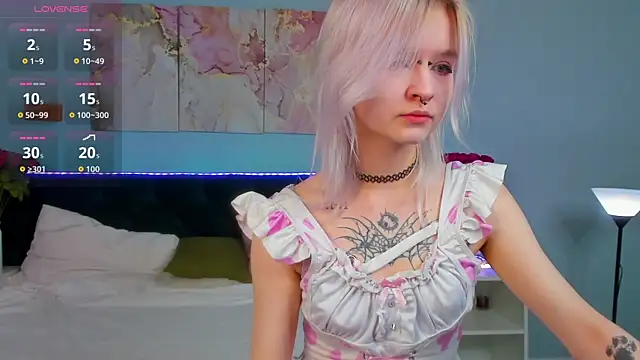 Mary Wester online show from April 2026 11:13:02 PM