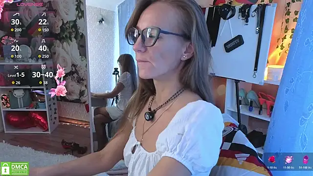 jesica mooonn online show from July 2026 04:05:01 AM