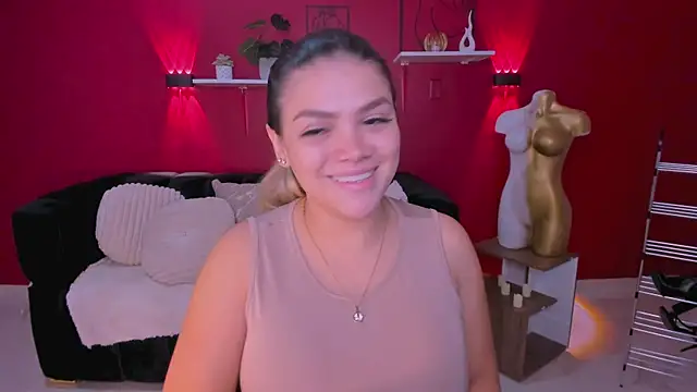 Sofia Velvetx online show from May 2026 01:07:02 PM