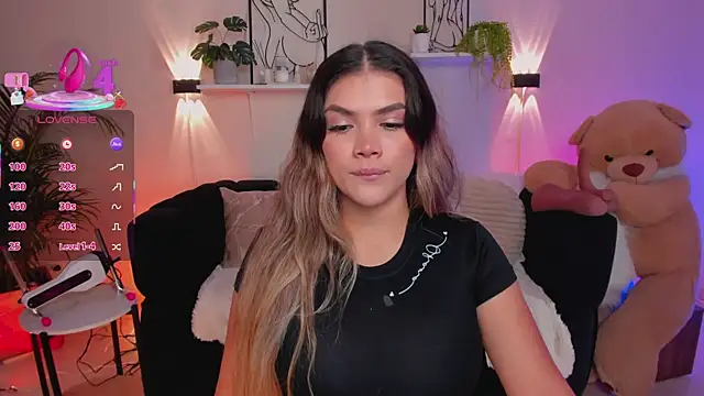 Sofia Velvetx online show from July 2026 02:57:01 PM