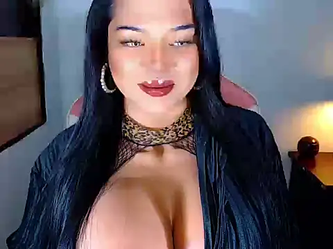 CyraHasABigCock online show from July 2026 02:42:02 PM