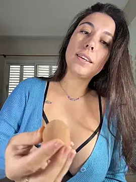 Carolzinhalux69 online show from May 2026 04:24:01 PM